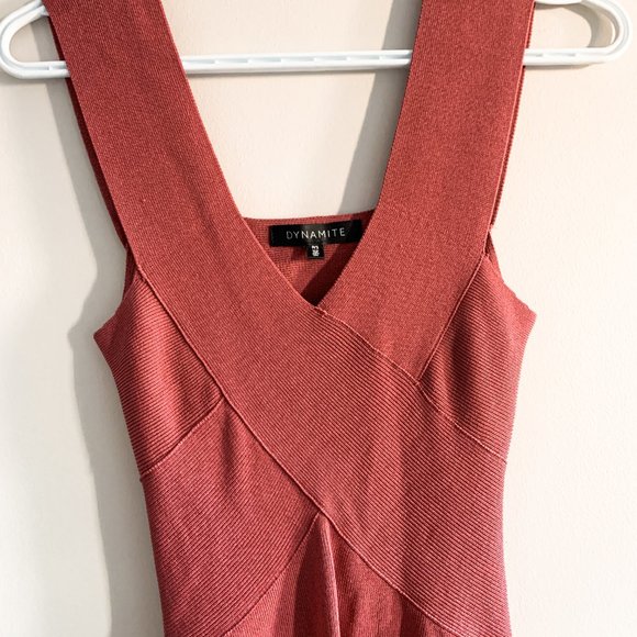 Dynamite Luxe Open-Back Midi Dress - Picture 4 of 7